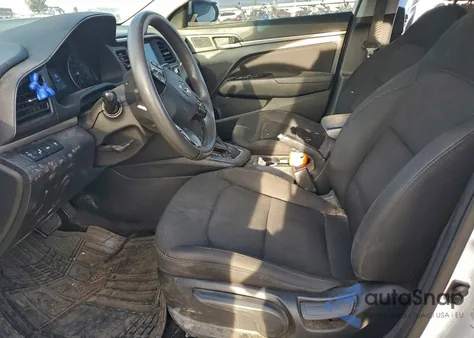 2019 Hyundai Elantra Sel z USA, uszkodzony, nr VIN 5NPD84LF3KH437823